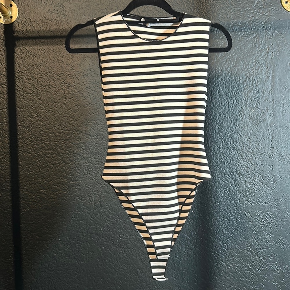 Zara Bodysuit with Keyhole back